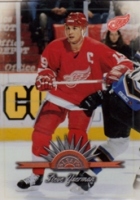 1997-98 Leaf #4 Steve Yzerman