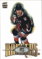 2000-01 Paramount #165 Mark Messier