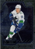 2025-26 Metal Universe #147 Elias Pettersson D RC